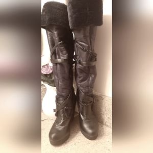 Dollhouse All Black Knee High Wedge Boots Faux Fur Size 9 EUC